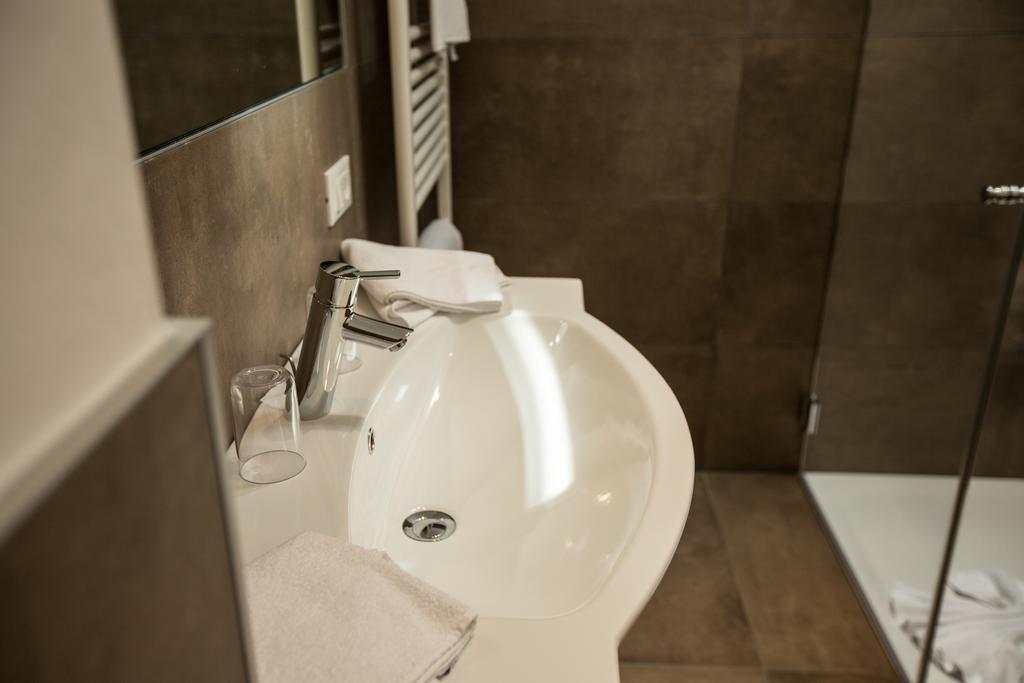 Hotel Appartement Inge Tirolo Exterior photo